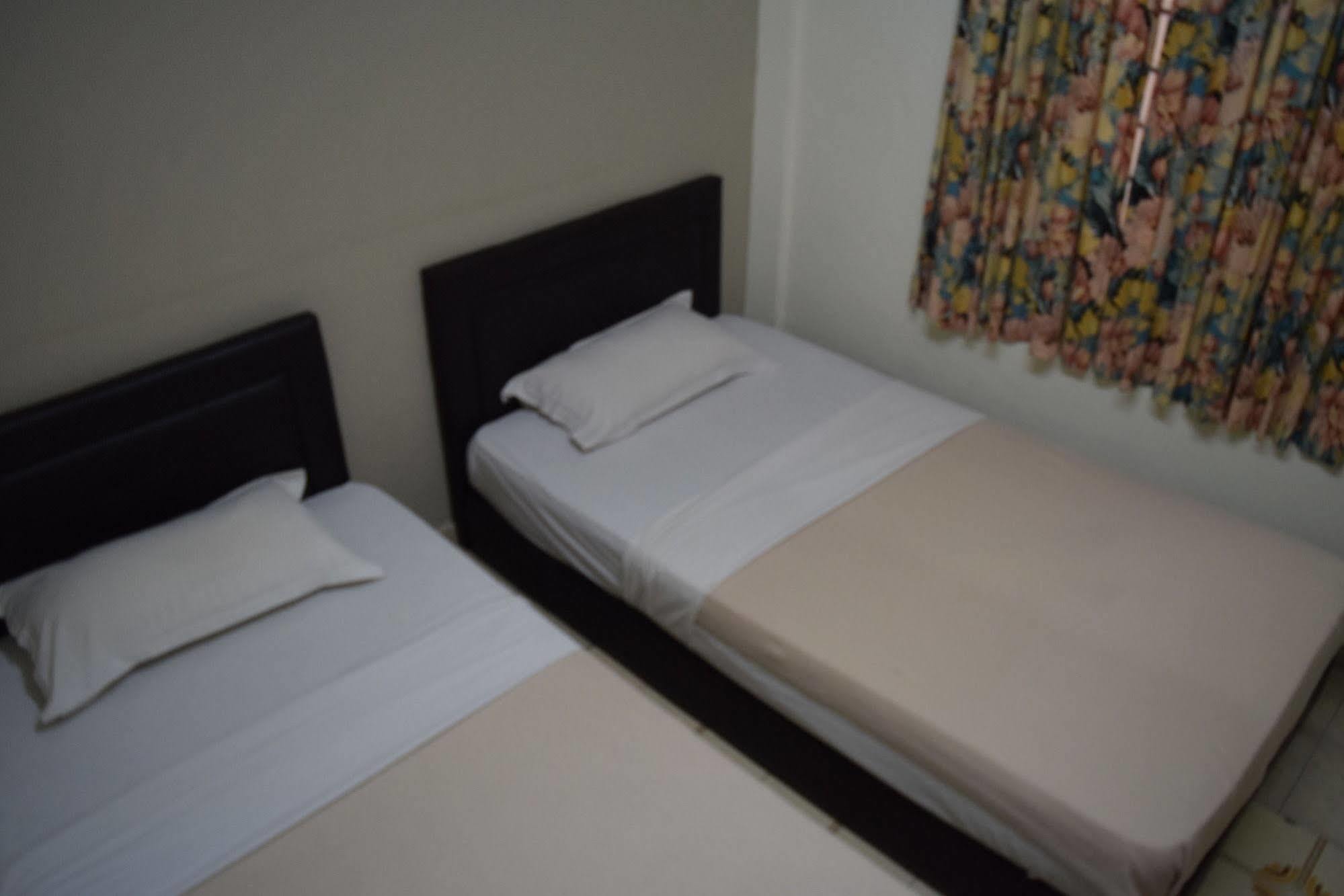 Casa Blanca Guest House Malacca Esterno foto